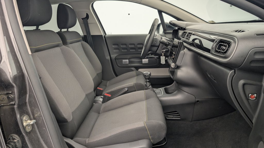 Photo véhicule 1 CITROëN C3 PureTech 110 ch BVM6 Max