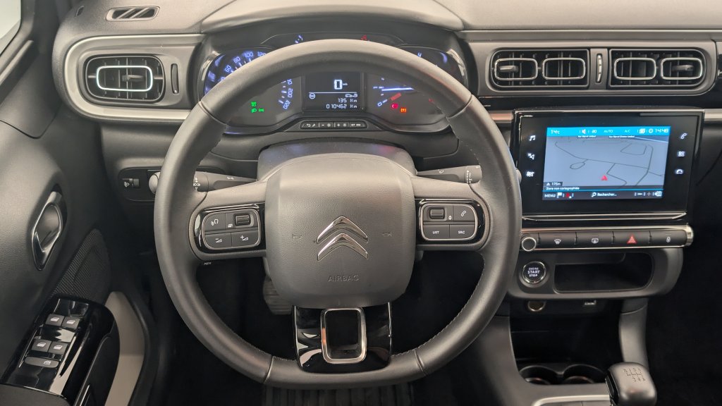 Photo véhicule 1 CITROëN C3 PureTech 110 ch BVM6 Max