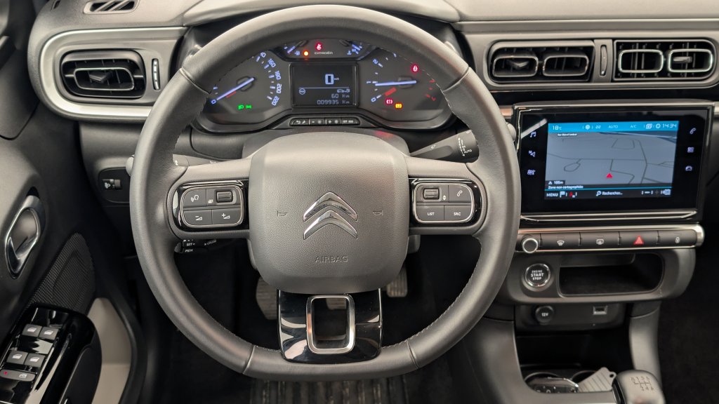 Photo véhicule 1 CITROëN C3 PureTech 110 ch BVM6 Max