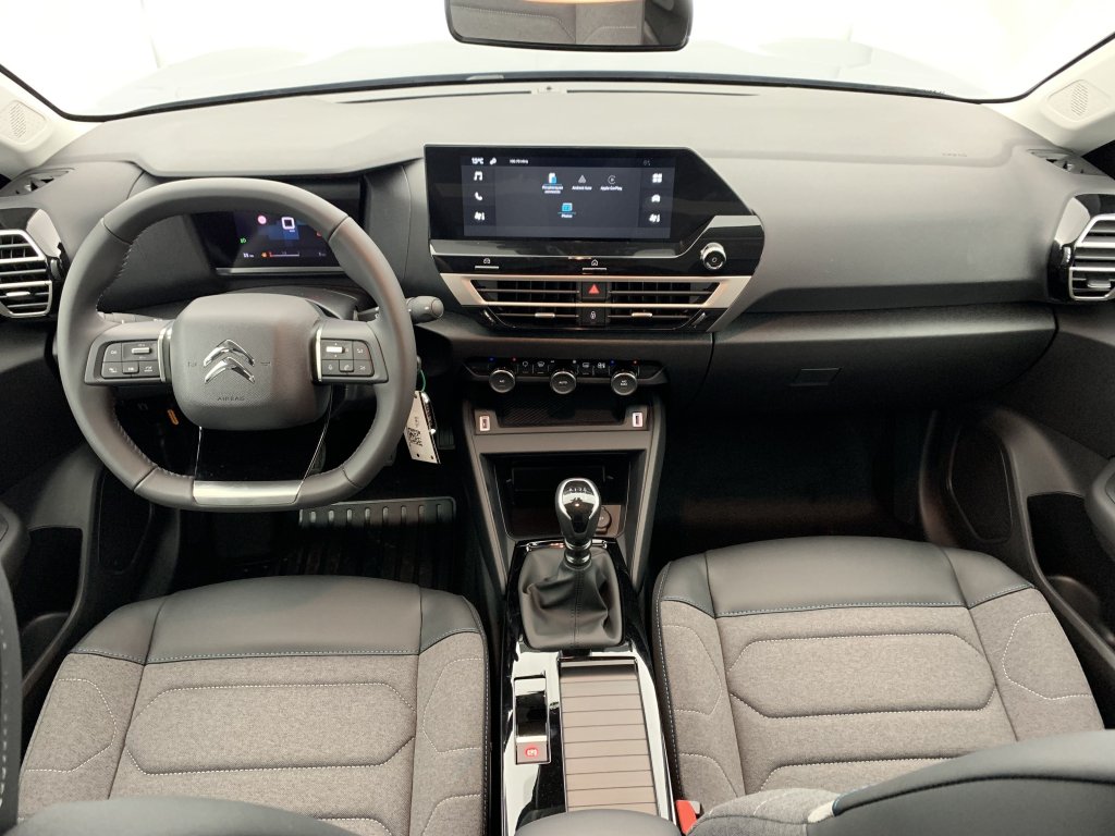 Photo véhicule 1 CITROëN C4 PureTech 130 BVM6 Plus