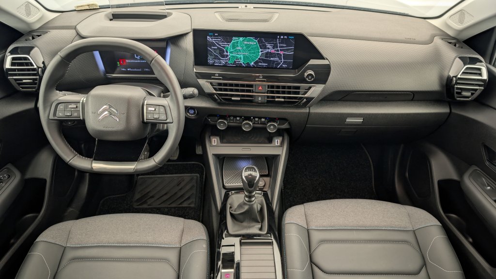 Photo véhicule 1 CITROëN C4 PureTech 130 BVM6 Max