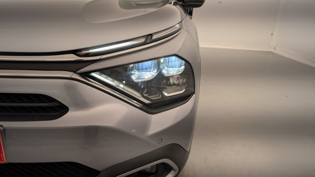 Photo véhicule 1 CITROëN C4 PureTech 130 EAT8 Max