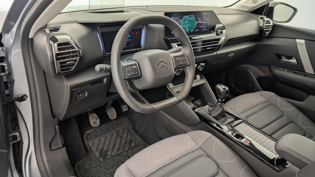 Photo véhicule 1 CITROëN C4 PureTech 130 BVM6 Max