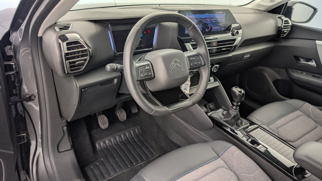 Photo véhicule 1 CITROëN C4 PureTech 130 S S BVM6 Feel Pack