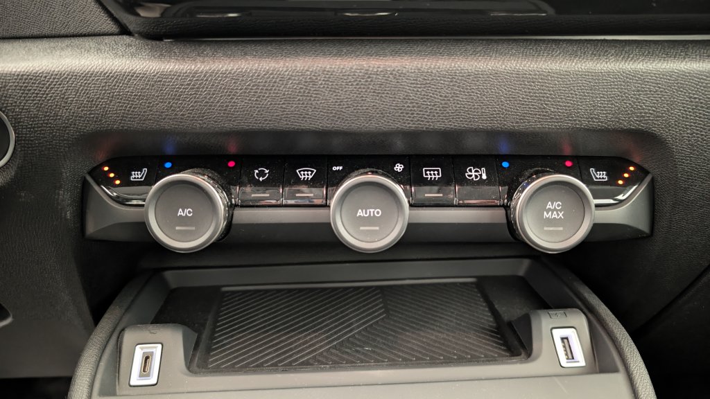Photo véhicule 1 CITROëN E-c4 136 ch autonomie standard Automatique Plus