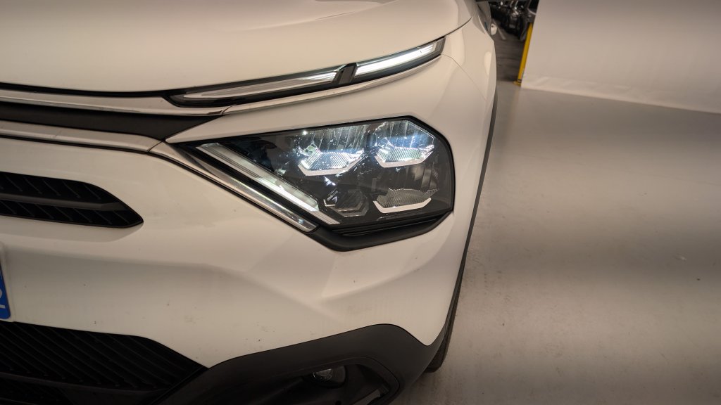 Photo véhicule 1 CITROëN E-c4 136 ch autonomie standard Automatique Plus