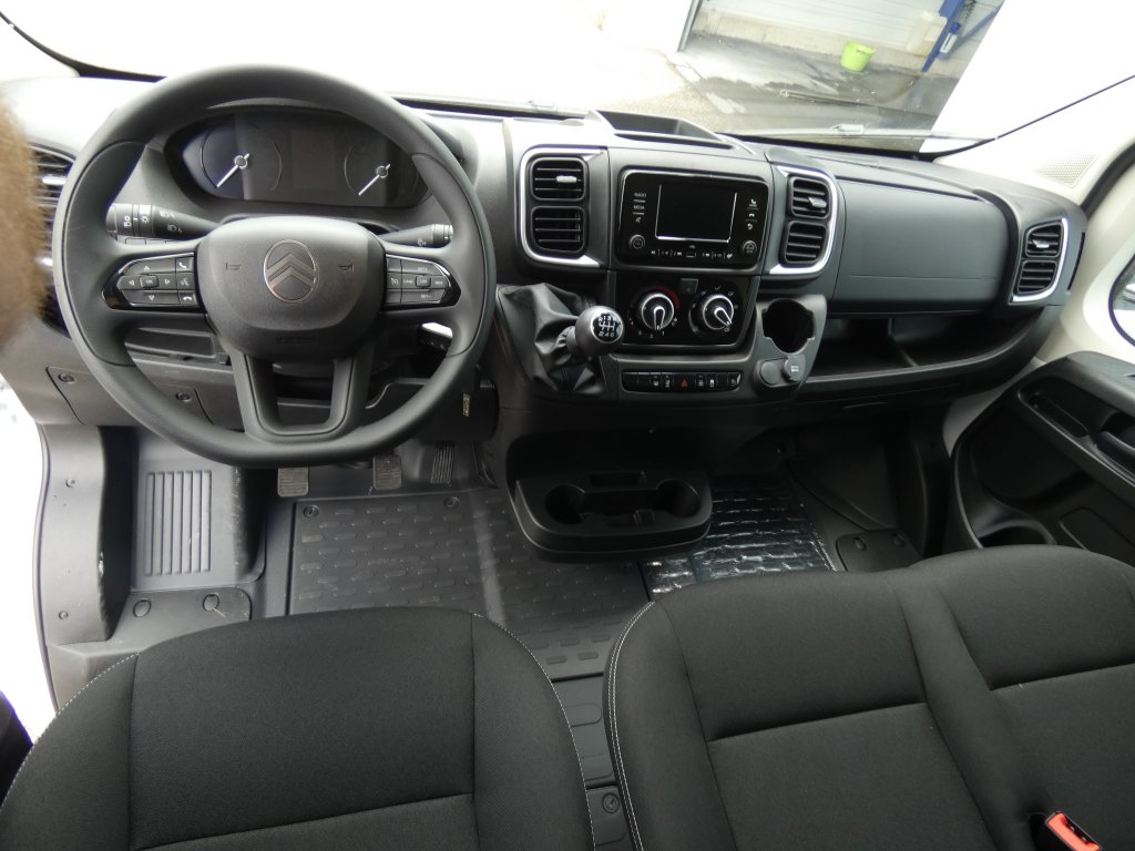 Photo véhicule 1 CITROëN Jumper fourgon nouveau TOLE 33 L2H2 140 S S BVM6