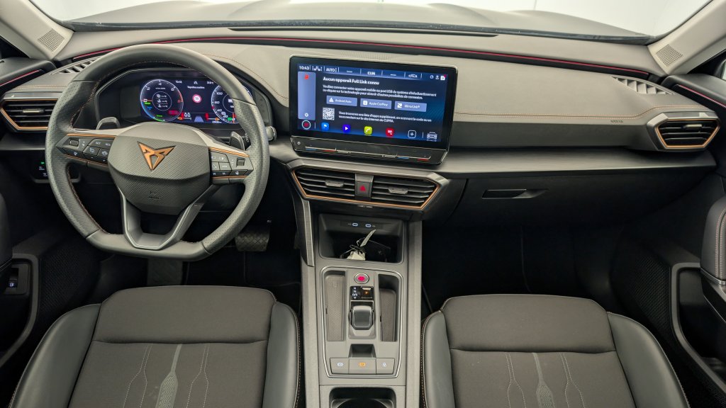 Photo véhicule 1 CUPRA Formentor 1.4 e-HYBRID 204 ch DSG6 V