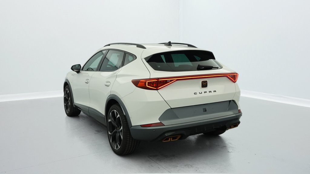 Photo véhicule 1 CUPRA Formentor 1.4 E-HYBRID 245 CH DSG6 VZ