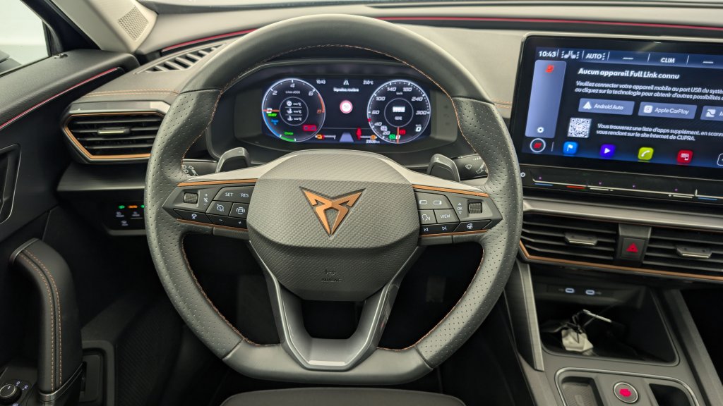 Photo véhicule 1 CUPRA Formentor 1.4 e-HYBRID 204 ch DSG6 V