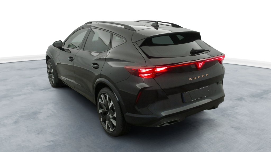 Photo véhicule 1 CUPRA Formentor nouveau 1.5 ETSI HYBRID 150 CH DSG7 V