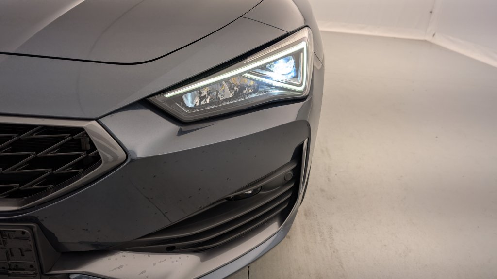 Photo véhicule 1 SEAT Leon sportstourer 1.4 e-HYBRID 245 ch DSG6 VZ