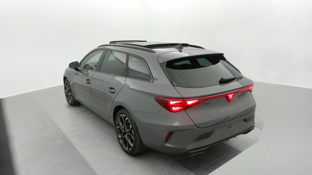 Photo véhicule 1 CUPRA Leon sportstourer nouvelle 2.0 TDI 150 CH DSG7 V