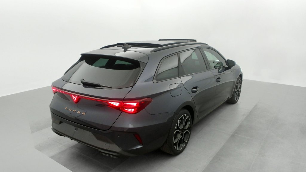 Photo véhicule 1 CUPRA Leon sportstourer nouvelle 2.0 TDI 150 CH DSG7 V