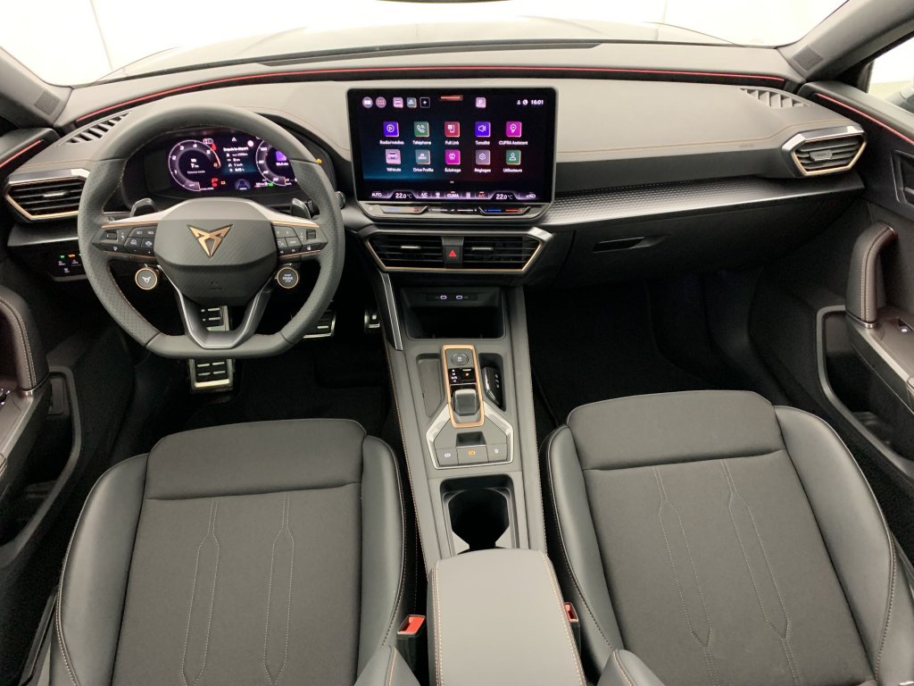 Photo véhicule 1 CUPRA Leon sportstourer nouvelle 2.0 TDI 150 CH DSG7 V
