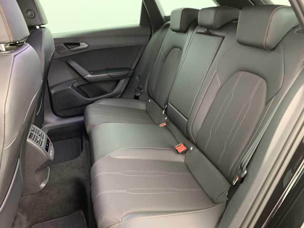 Photo véhicule 1 CUPRA Leon sportstourer nouvelle 2.0 TDI 150 CH DSG7 V