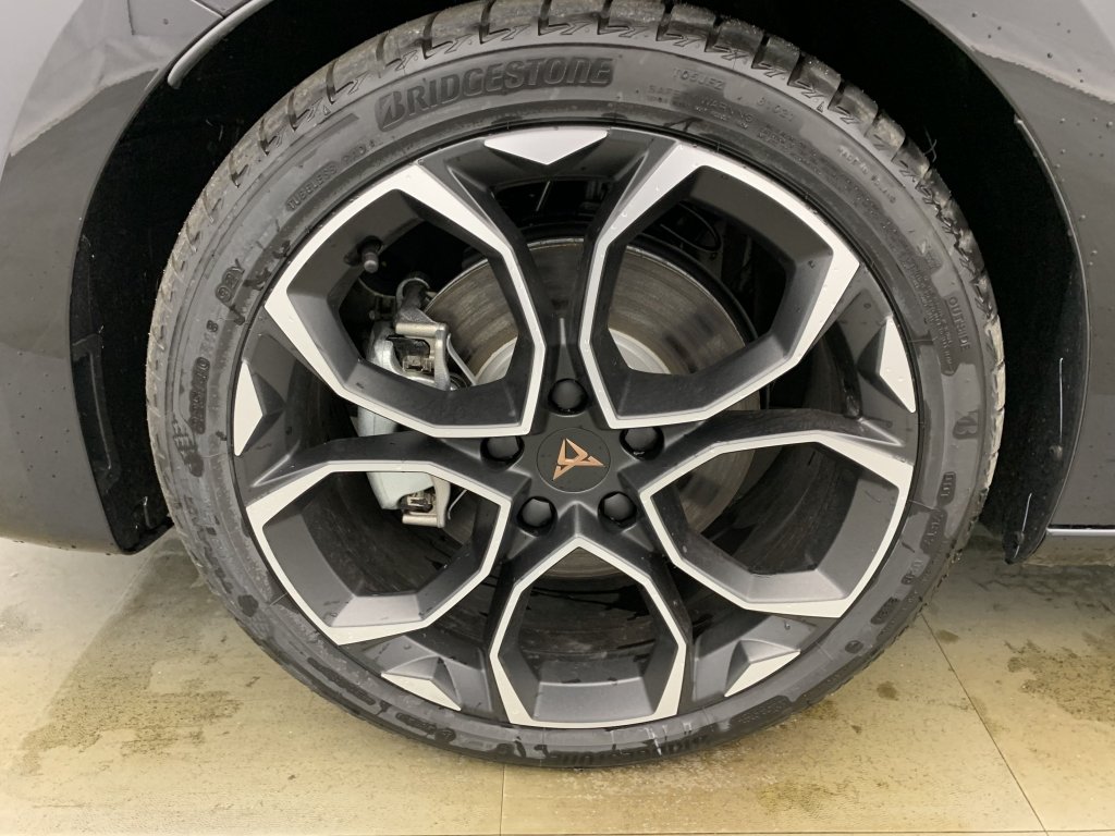 Photo véhicule 1 CUPRA Leon sportstourer nouvelle 2.0 TDI 150 CH DSG7 V
