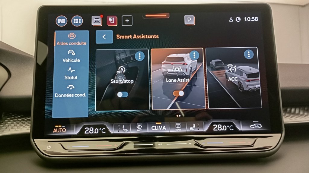 Photo véhicule 1 CUPRA Terramar 1.5 eTSI Hybrid 150 ch DSG7 V