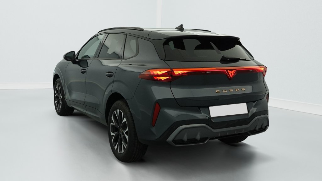 Photo véhicule 1 CUPRA Terramar 1.5 eTSI Hybrid 150 ch DSG7 V