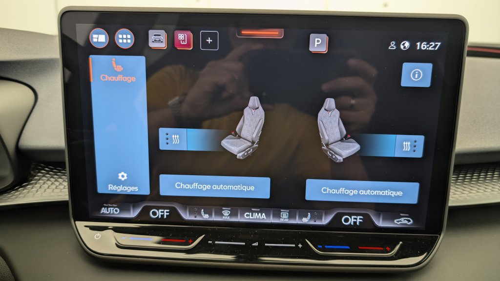Photo véhicule 1 CUPRA Terramar 1.5 eTSI Hybrid 150 ch DSG7 V