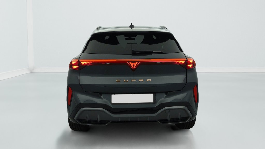 Photo véhicule 1 CUPRA Terramar 1.5 eTSI Hybrid 150 ch DSG7 V