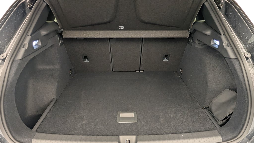 Photo véhicule 1 CUPRA Terramar 1.5 eTSI Hybrid 150 ch DSG7 V