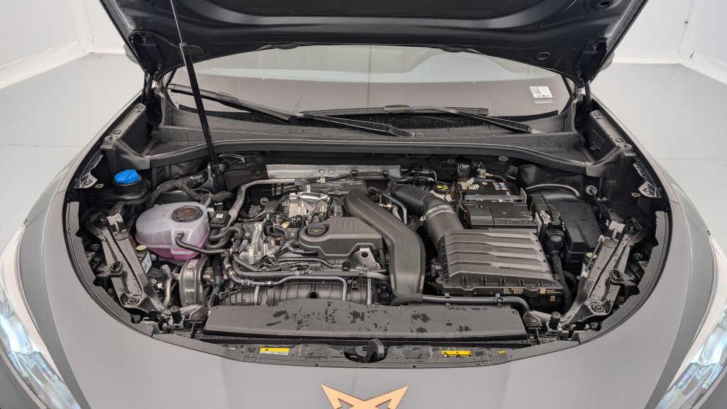 Photo véhicule 1 CUPRA Terramar 1.5 eTSI Hybrid 150 ch DSG7 V