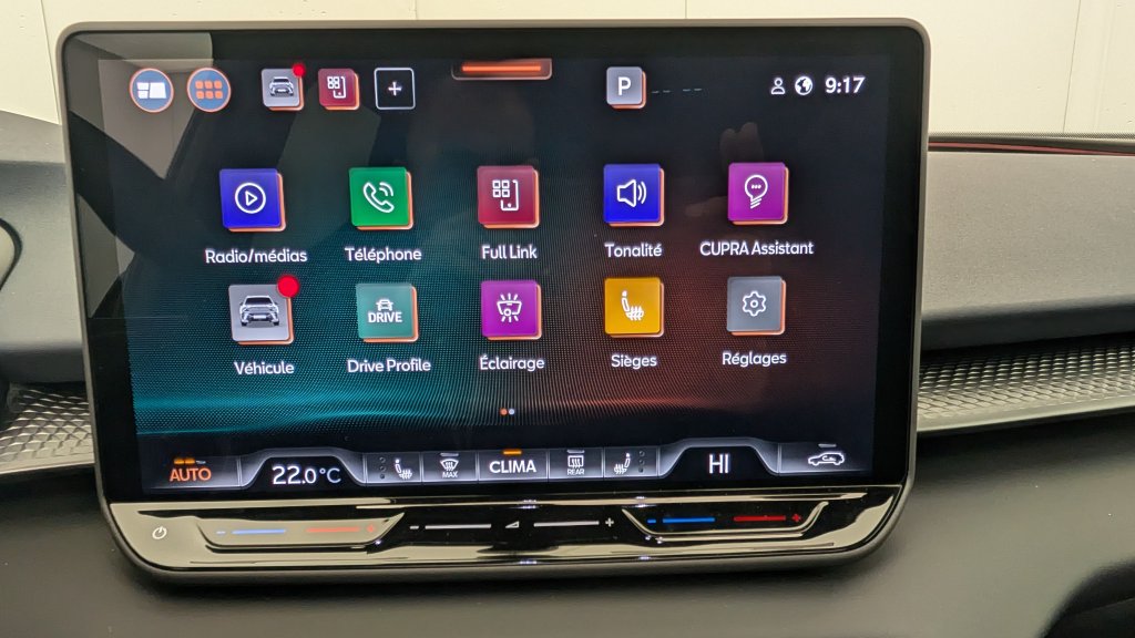 Photo véhicule 1 CUPRA Terramar 1.5 eTSI Hybrid 150 ch DSG7 V