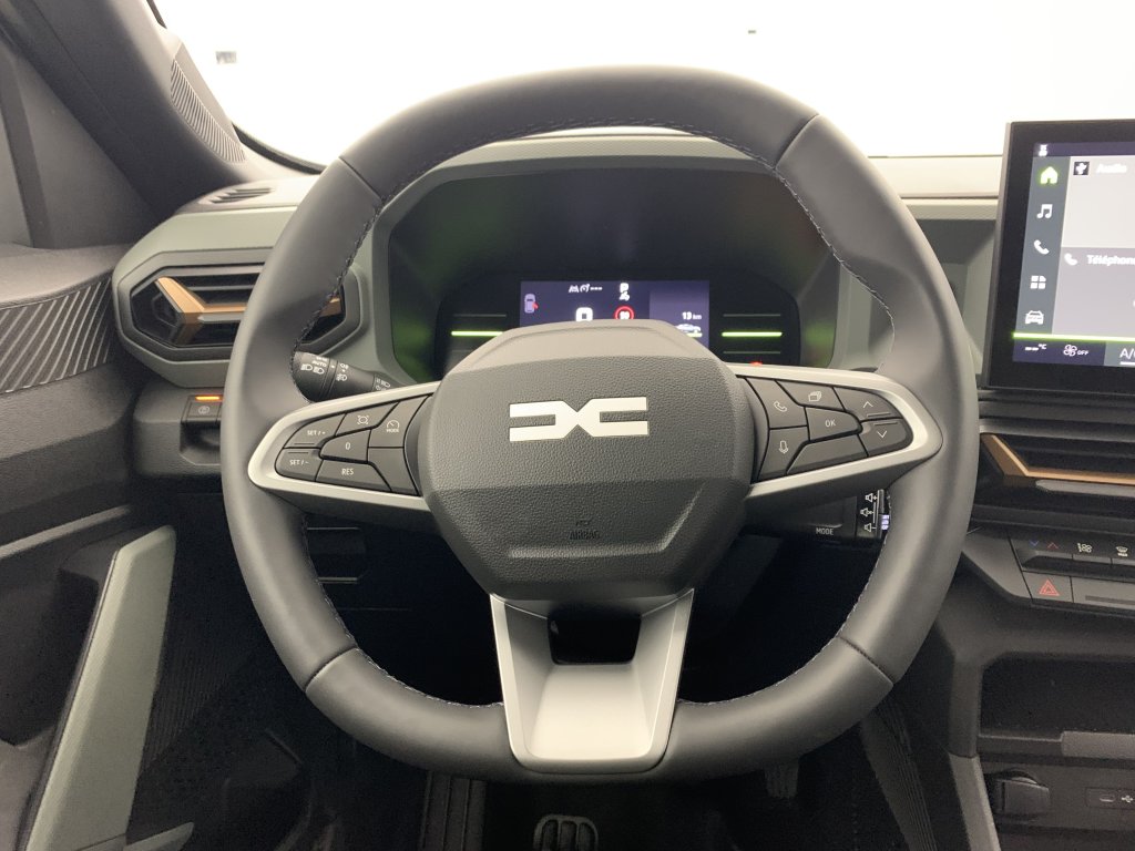Photo véhicule 1 DACIA Duster Hybrid 140 4x2 Extreme