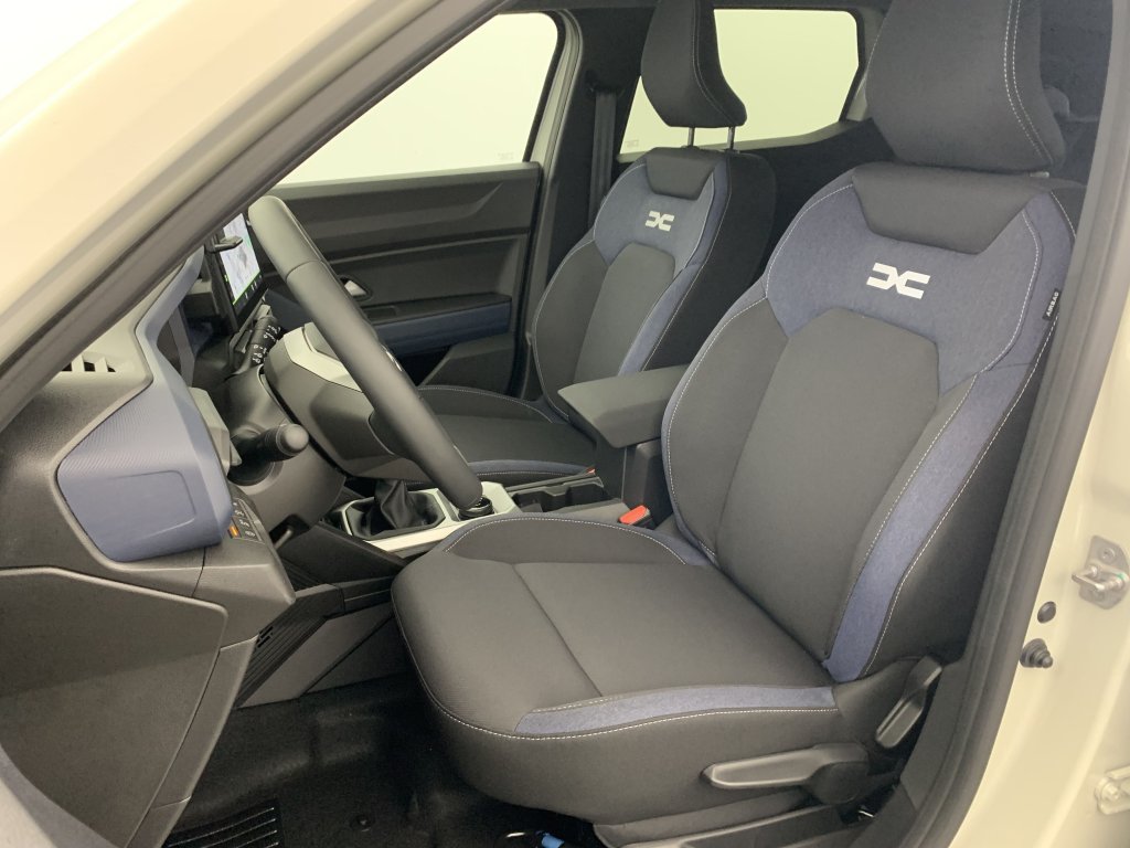 Photo véhicule 1 DACIA Duster TCe 130 4x4 Journey