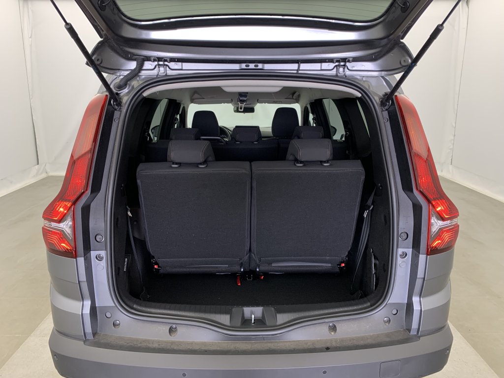 Photo véhicule 1 DACIA Jogger ECO-G 100 7 places GSR2 Extreme
