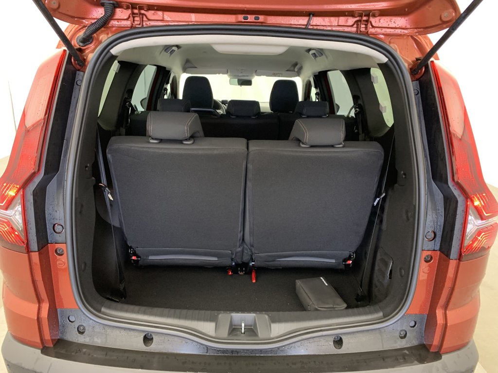 Photo véhicule 1 DACIA Jogger ECO-G 100 7 places GSR2 Extreme