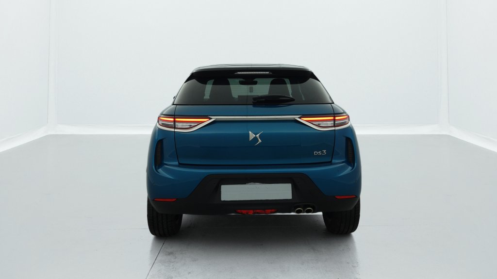 Photo véhicule 1 DS Ds3 crossback PURETECH 130 EAT8 RIVOLI