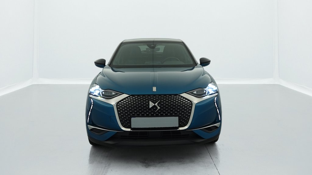 Photo véhicule 1 DS Ds3 crossback PURETECH 130 EAT8 RIVOLI