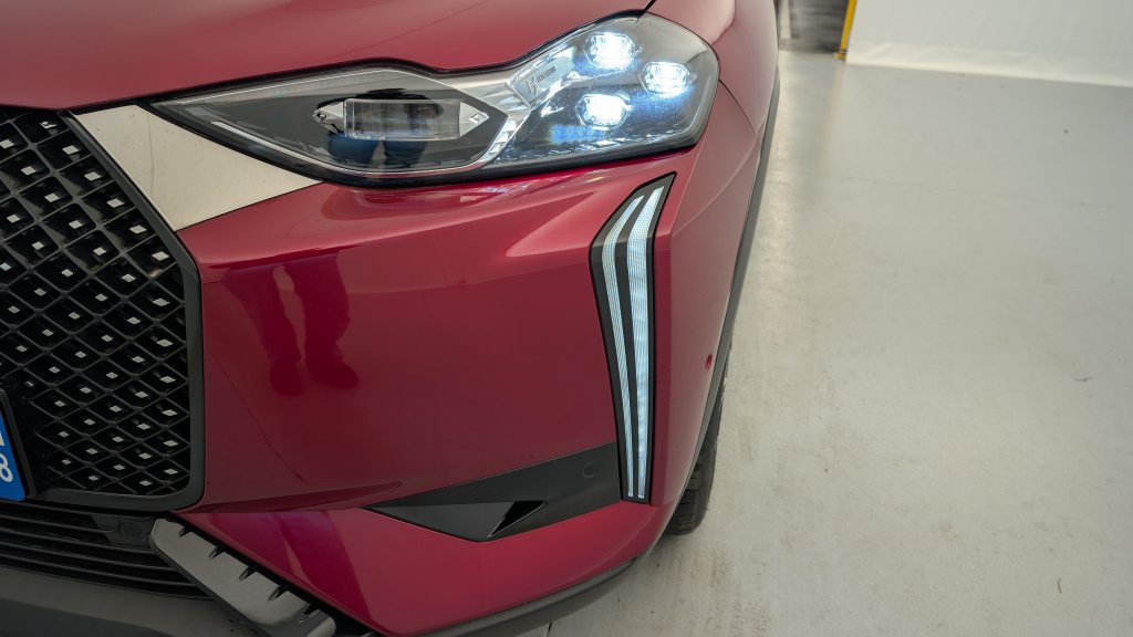 Photo véhicule 1 CITROëN DS3 PureTech 130 EAT8 Opera