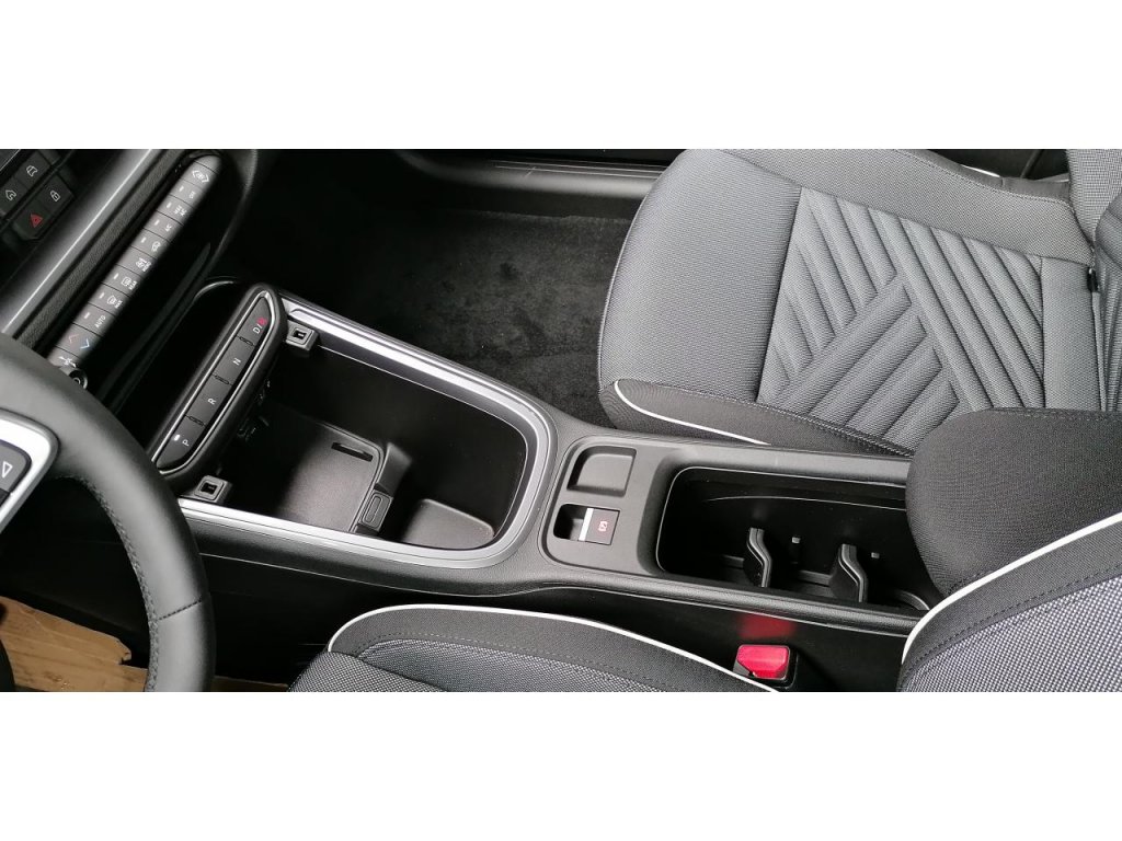 Photo véhicule 1 FIAT 600 1.2 Hybrid 136ch DCT6