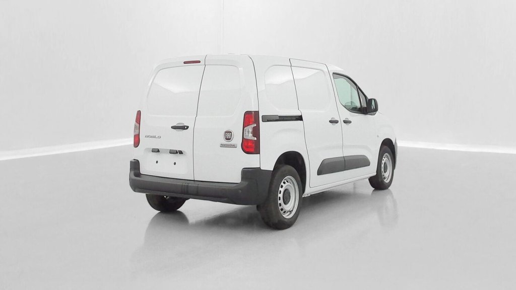 Photo véhicule 1 FIAT Doblo fourgon Doblo fourgon III M 650kg BlueHDi 100ch Pack Premium Connect