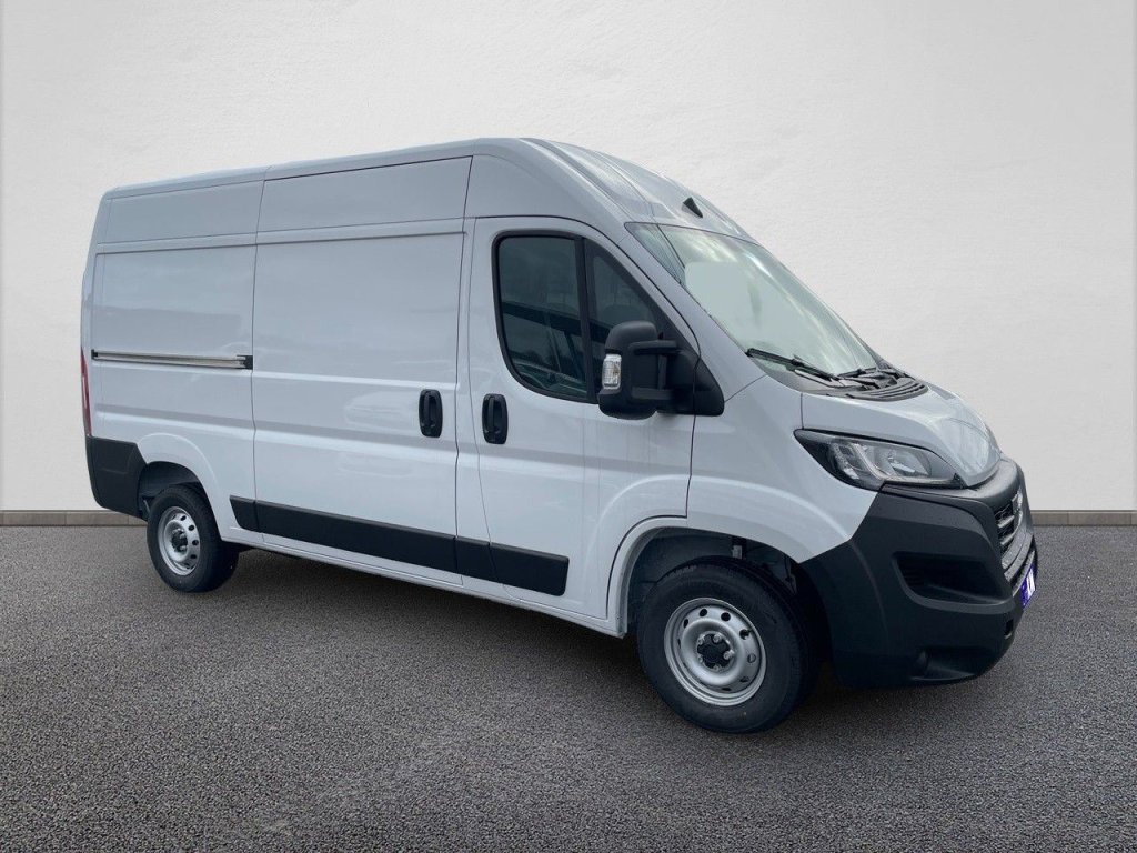 Photo véhicule 1 FIAT Ducato fourgon DUCATO MH2 3T3 140CH PRO LOUNGE CONNECT