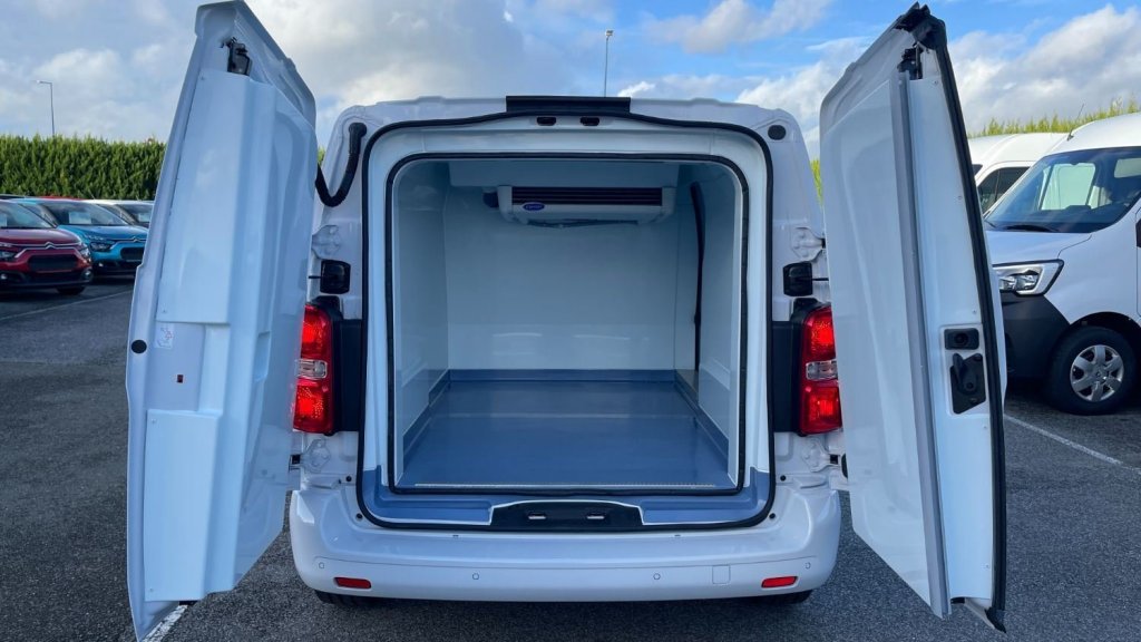 Photo véhicule 1 FIAT Scudo Scudo 2.0 Multijet 145ch Standard Pro Lounge Frigo Trimat