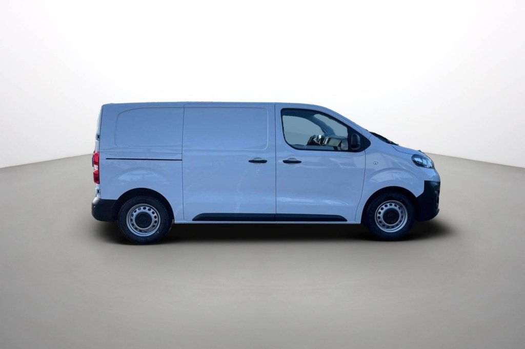 Photo véhicule 1 FIAT Scudo fourgon SCUDO FGN M 2.0 HDI 145CH PRO LOUNGE CONNECT