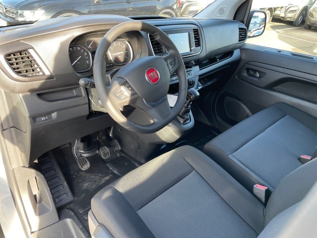 Photo véhicule 1 FIAT Scudo fourgon SCUDO FGN M 2.0 HDI 145CH PRO LOUNGE CONNECT