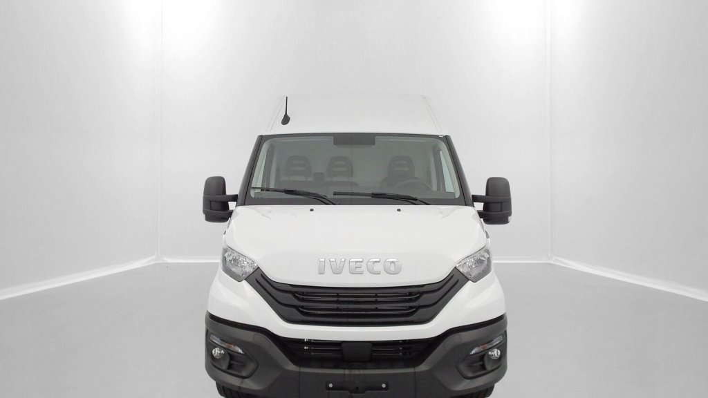 Photo véhicule 1 IVECO Daily Daily III 35S18HA8 4100 3.0 180ch 16m³