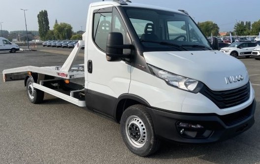 Photo véhicule 1 IVECO Daily Daily III 35S16H 4100 3.0 156ch Porte Voiture Plat fix PF18 Alu