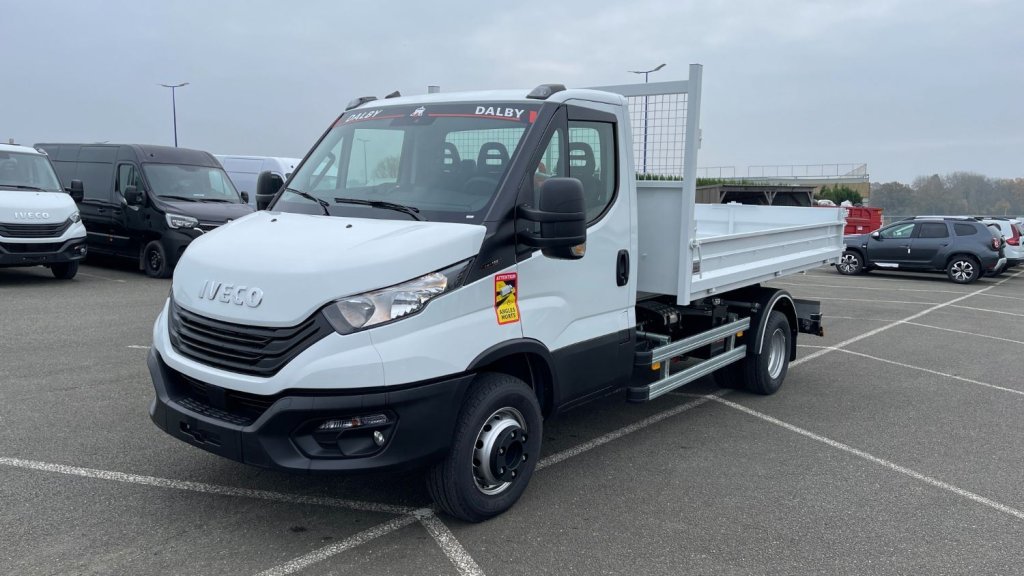 Photo véhicule 1 IVECO Daily Daily 72C18H 3750 3.0 180ch Q-TOR Ampliroll Dalby Minox BRX5