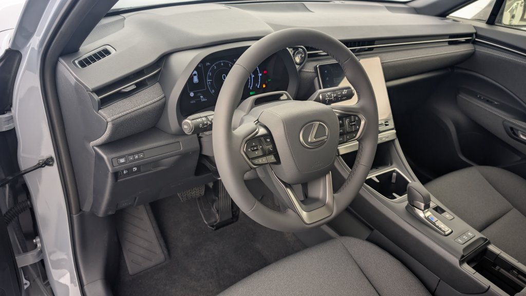 Photo véhicule 1 LEXUS Lbx 2WD Business