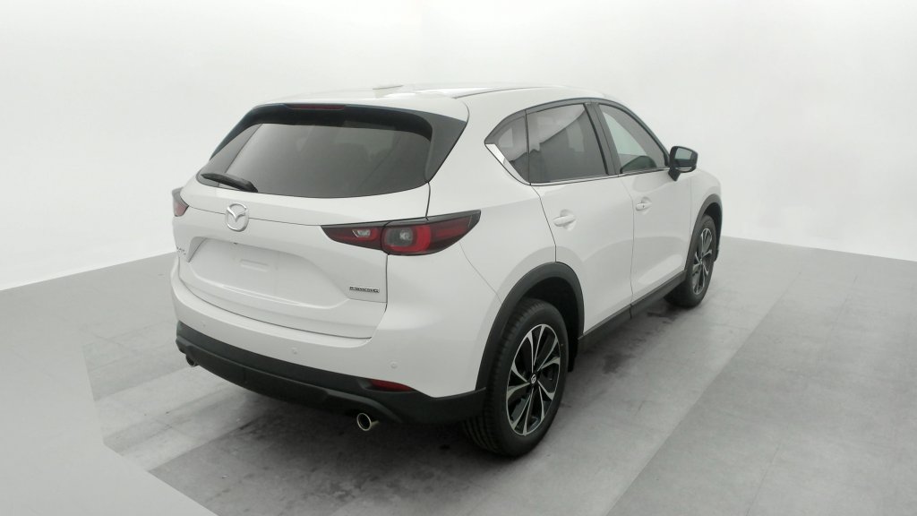 Photo véhicule 1 MAZDA Cx-5 2023 CX-5 2.0L e-Skyactiv G 165 ch 4x2 BVM6 Exclusive-Line