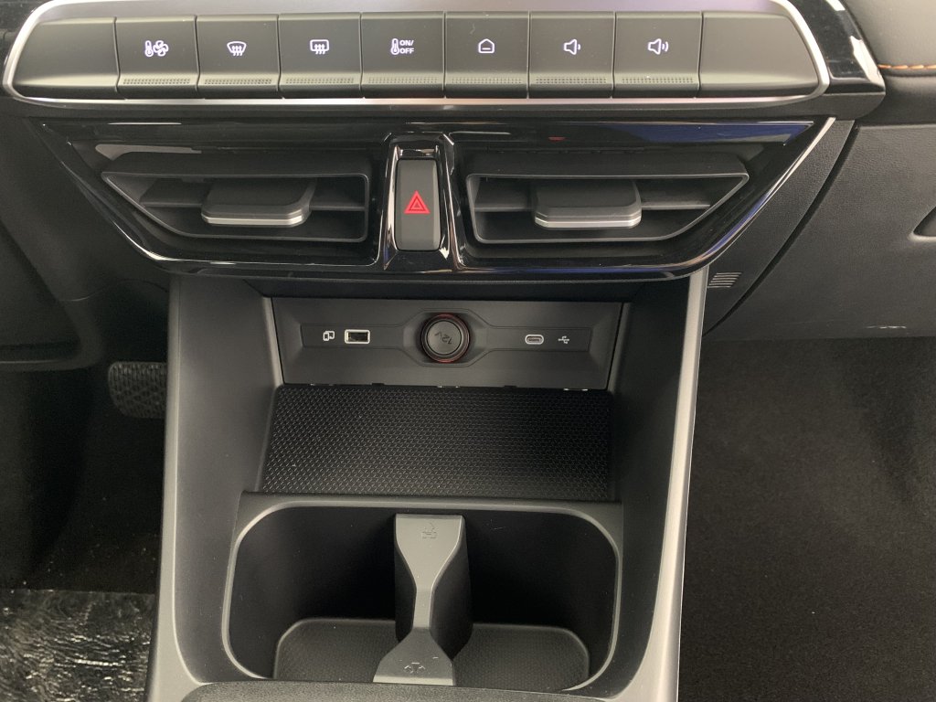 Photo véhicule 1 MG Mg3 1.5 L Hybrid+ 195 ch Standard
