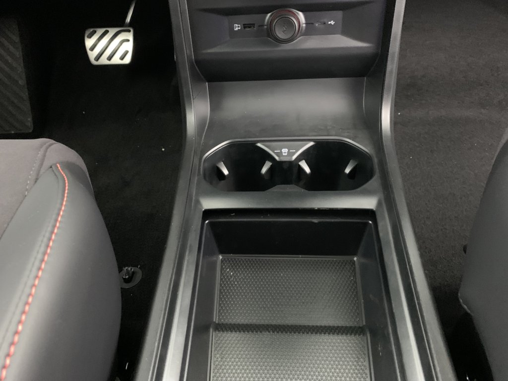 Photo véhicule 1 MG Mg4 Electric 64kWh - 320 kW 4WD XPOWER