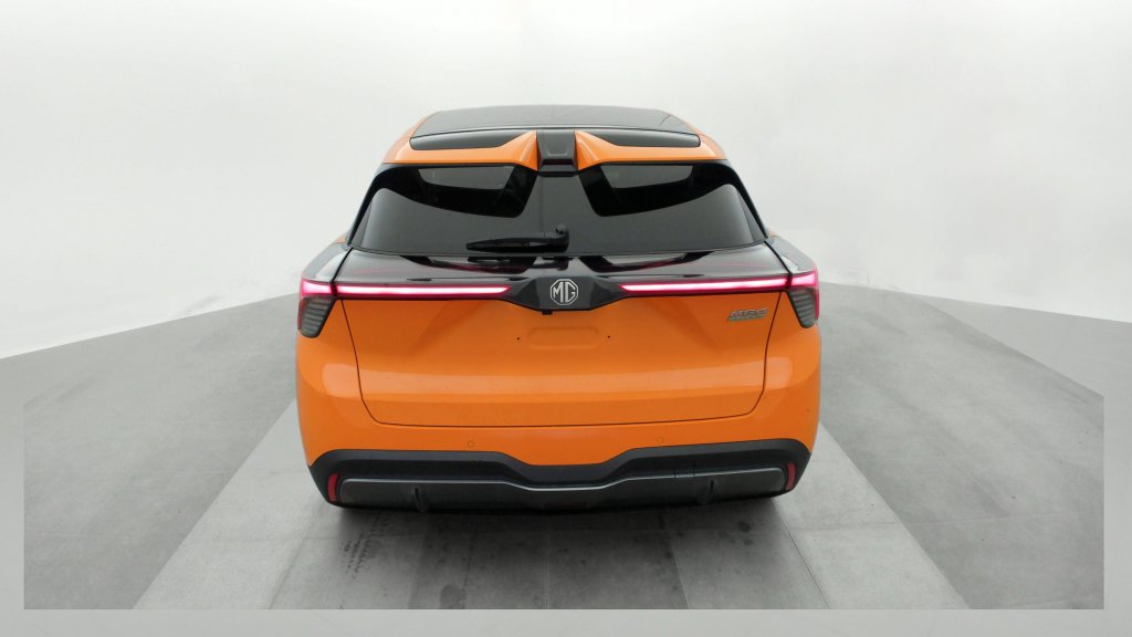 Photo véhicule 1 MG Mg4 ELECTRIC 77KWH - 180 KW 2WD LUXURY