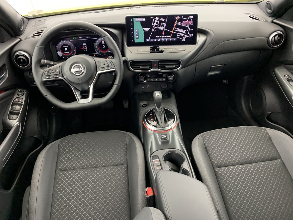 Photo véhicule 1 NISSAN Juke nouveau DIG-T 114 DCT7 N-CONNECTA
